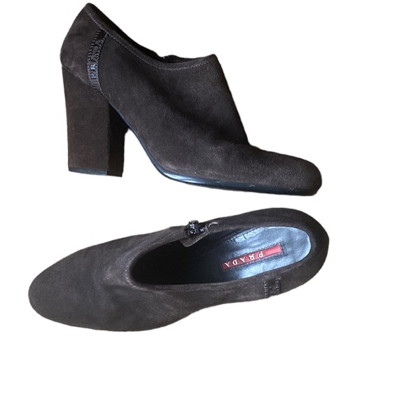 Prada Brown Suede Shoes (38) - Picture 1 of 4